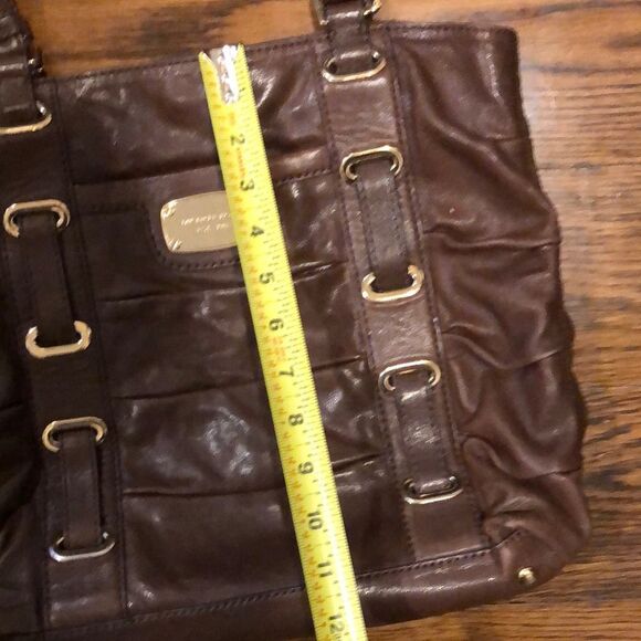 MICHAEL KORS Brown Leather Shoulder Bag Tote W Woven Leather & Gold Accents - Picture 3 of 11